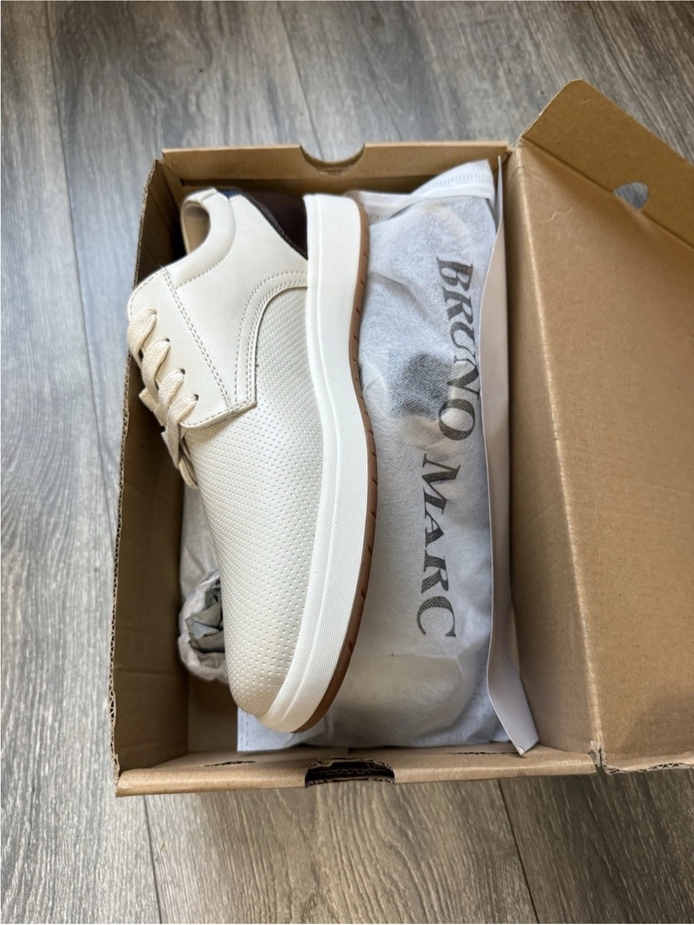 Bruno Marc Men's Cream Leather-Look Sneaker